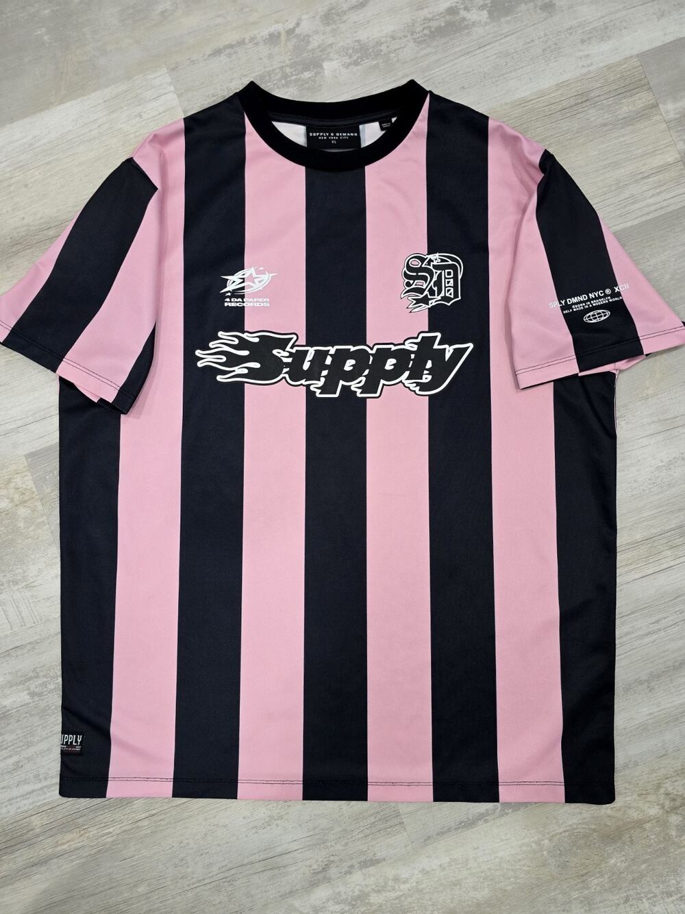 Supply And Demand New York Streetwear Men's Soccer Jersey Size Extra Large